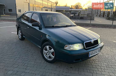 Ліфтбек Skoda Octavia 1999 в Житомирі