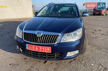 Універсал Skoda Octavia 2011 в Черкасах