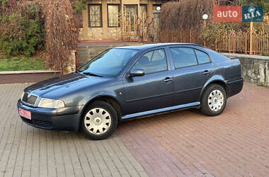 Лифтбек Skoda Octavia 2010 в Киеве