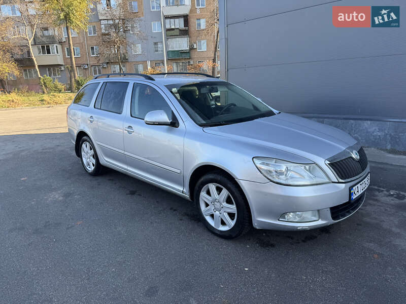 Универсал Skoda Octavia 2010 в Запорожье