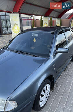 Лифтбек Skoda Octavia 2003 в Надворной