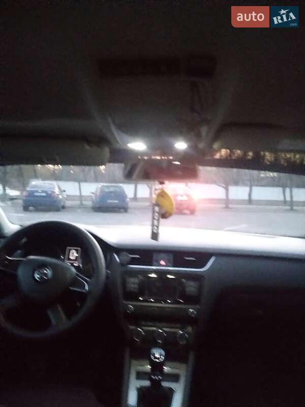 Ліфтбек Skoda Octavia 2014 в Кривому Розі