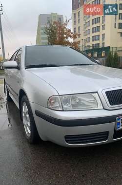 Лифтбек Skoda Octavia 2004 в Крюковщине