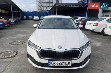 Лифтбек Skoda Octavia 2021 в Киеве