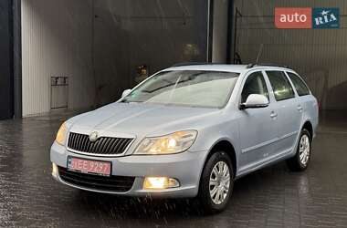 Универсал Skoda Octavia 2010 в Межгорье