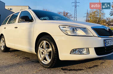 Универсал Skoda Octavia 2012 в Кропивницком