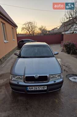 Лифтбек Skoda Octavia 2003 в Коростышеве