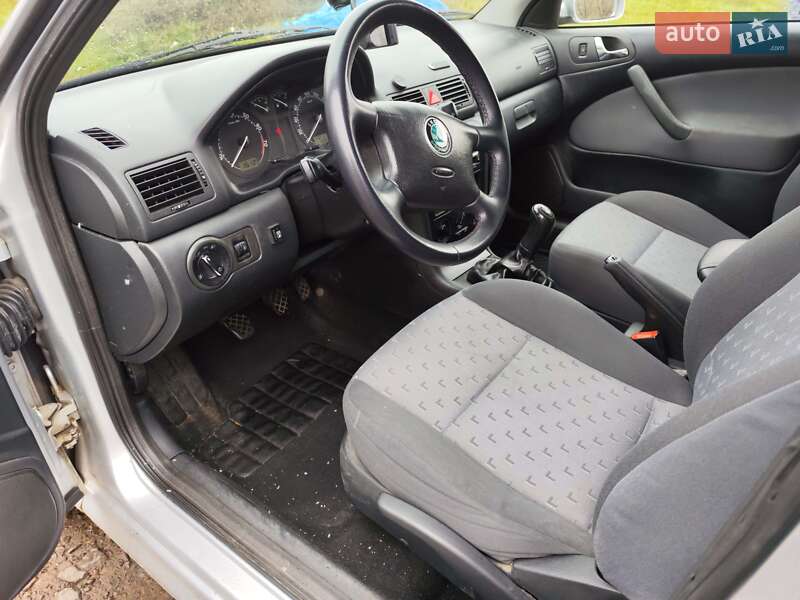 Лифтбек Skoda Octavia 2008 в Львове