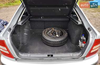 Лифтбек Skoda Octavia 2008 в 