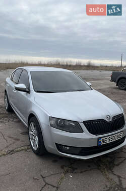 Лифтбек Skoda Octavia 2014 в Новомосковске