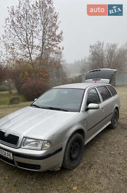 Універсал Skoda Octavia 2002 в Самборі