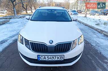 Универсал Skoda Octavia 2018 в Чернигове