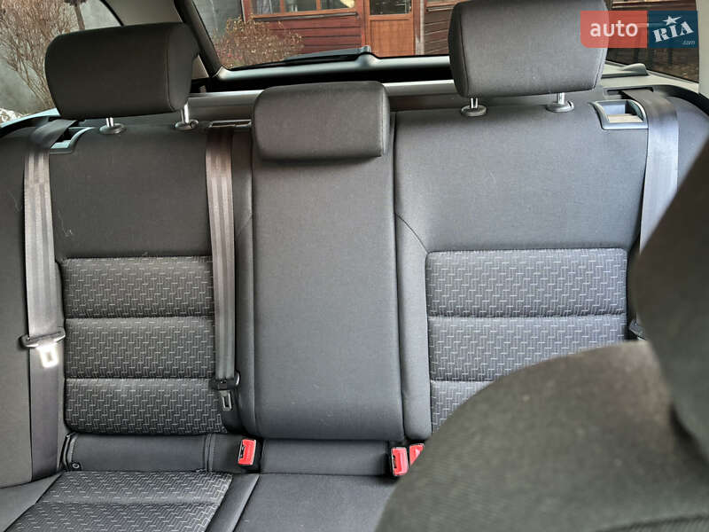 Универсал Skoda Octavia 2010 в Ровно