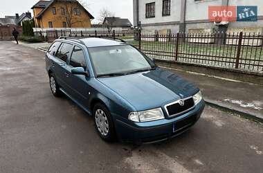 Универсал Skoda Octavia 2004 в Костополе