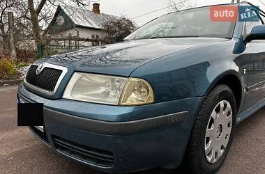 Универсал Skoda Octavia 2004 в Костополе