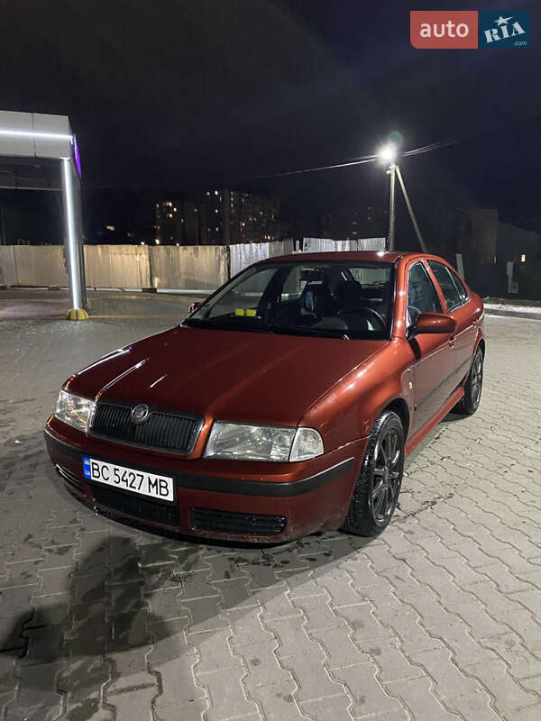 Лифтбек Skoda Octavia 2001 в Львове
