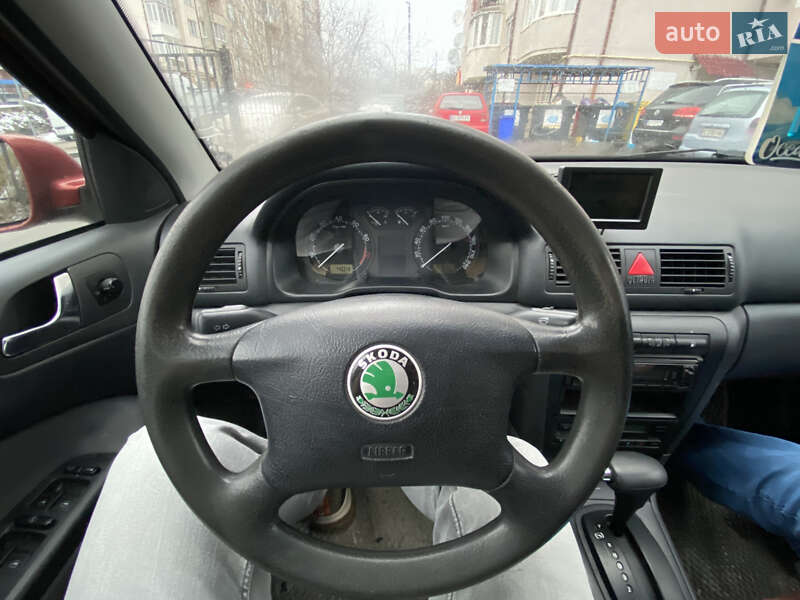 Лифтбек Skoda Octavia 2001 в Львове