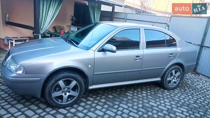 Лифтбек Skoda Octavia 2006 в Ивано-Франковске