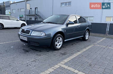 Лифтбек Skoda Octavia 2004 в Мукачево