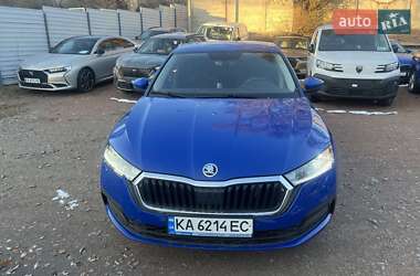 Лифтбек Skoda Octavia 2021 в Киеве