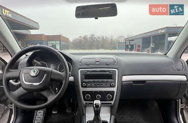 Лифтбек Skoda Octavia 2012 в Петрове