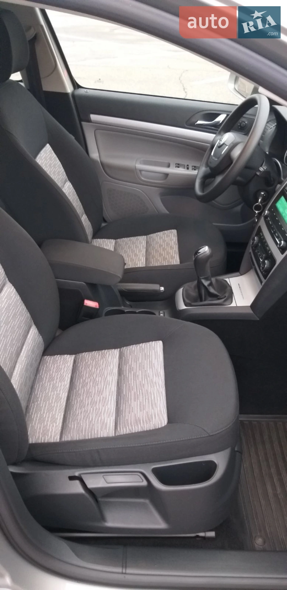 2011 Skoda Octavia - мініатюра 56