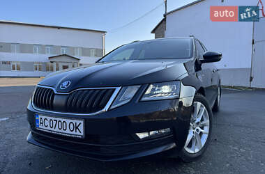 Универсал Skoda Octavia 2018 в Звягеле