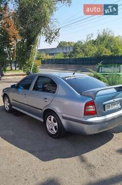 Лифтбек Skoda Octavia 2004 в Днепре