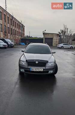 Универсал Skoda Octavia 2008 в Корце