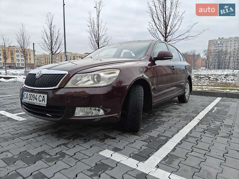 Лифтбек Skoda Octavia 2012 в Корсуне-Шевченковском фото 3 Лифтбек Skoda Octavia 2012 в Корсуне-Шевченковском