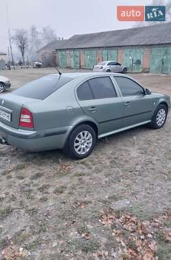 Лифтбек Skoda Octavia 2003 в Кропивницком