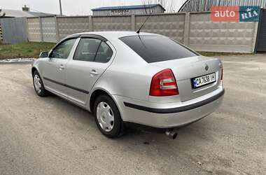 Лифтбек Skoda Octavia 2004 в Корсуне-Шевченковском