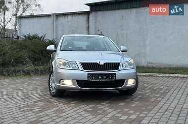 Универсал Skoda Octavia 2009 в Коростене