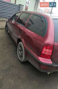 Универсал Skoda Octavia 1999 в Самборе
