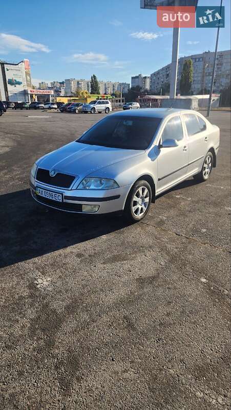 Лифтбек Skoda Octavia 2005 в Харькове