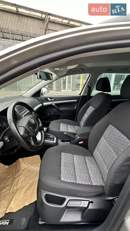 Універсал Skoda Octavia 2011 в Запоріжжі
