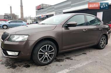 Ліфтбек Skoda Octavia 2014 в Дніпрі