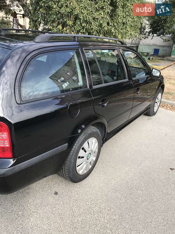 Універсал Skoda Octavia 2008 в Димері