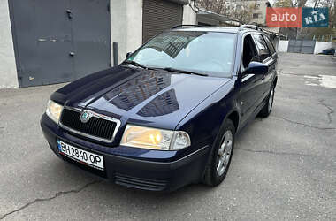 Універсал Skoda Octavia 2004 в Одесі