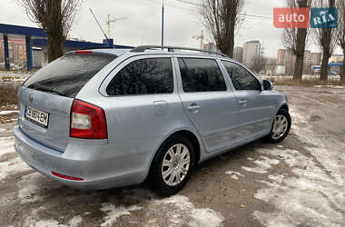 Универсал Skoda Octavia 2009 в Чернигове