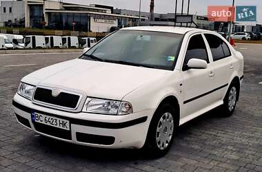 Лифтбек Skoda Octavia 2003 в 