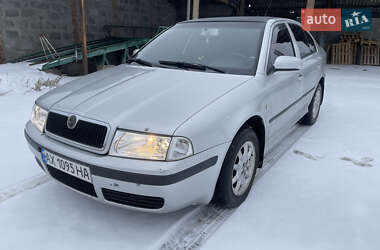 Ліфтбек Skoda Octavia 2002 в Харкові