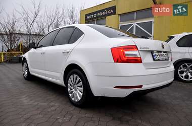 Лифтбек Skoda Octavia 2017 в Львове