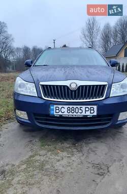 Универсал Skoda Octavia 2009 в Жовкве