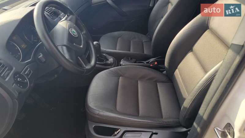 Универсал Skoda Octavia 2009 в Сарнах