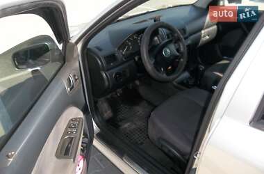 Лифтбек Skoda Octavia 2005 в 