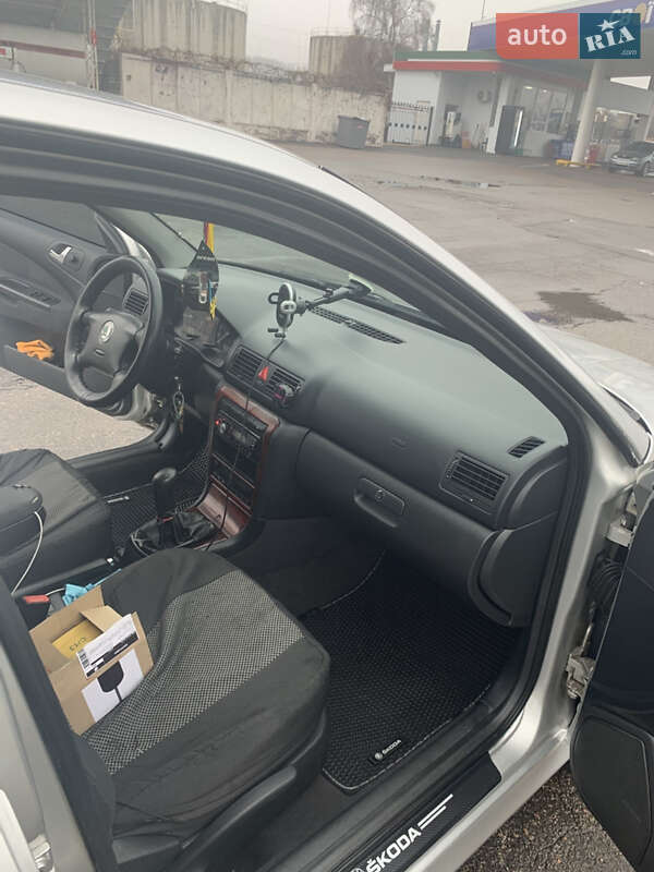 Ліфтбек Skoda Octavia 2004 в Полтаві