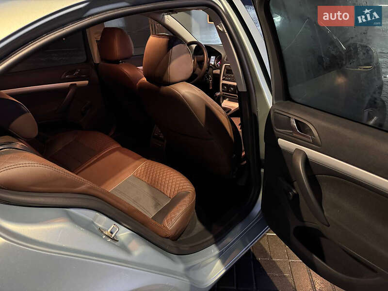 Ліфтбек Skoda Octavia 2009 в Черкасах