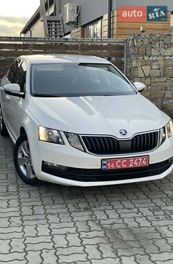 Ліфтбек Skoda Octavia 2019 в Стрию