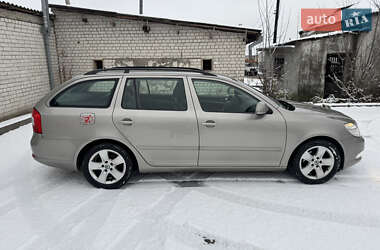 Универсал Skoda Octavia 2011 в 